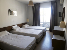 Комната в отеле Petrou Bros