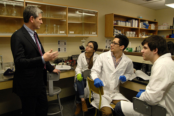 Занятия в Douglas College