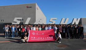 Студенты факультета роботостроения Northeastern University