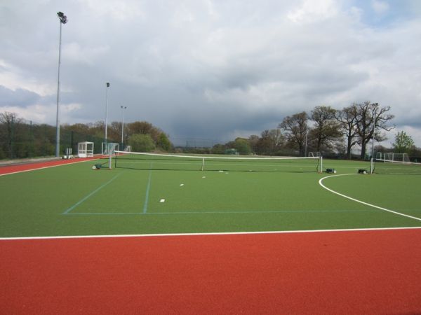 Спортивные поля в Churchill House Aldenham School