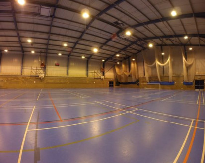 Спортзал в Churchill House Aldenham School