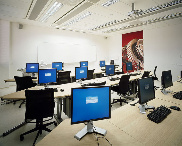 SKODA AUTO University