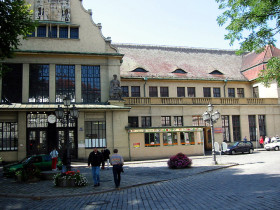 Языковая школа Dialoge