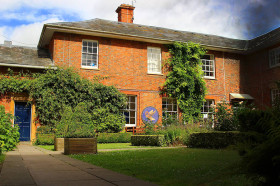 Учеба в летнем языковом лагере OISE Taunton