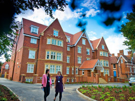 Летний лагерь CATS College Canterbury