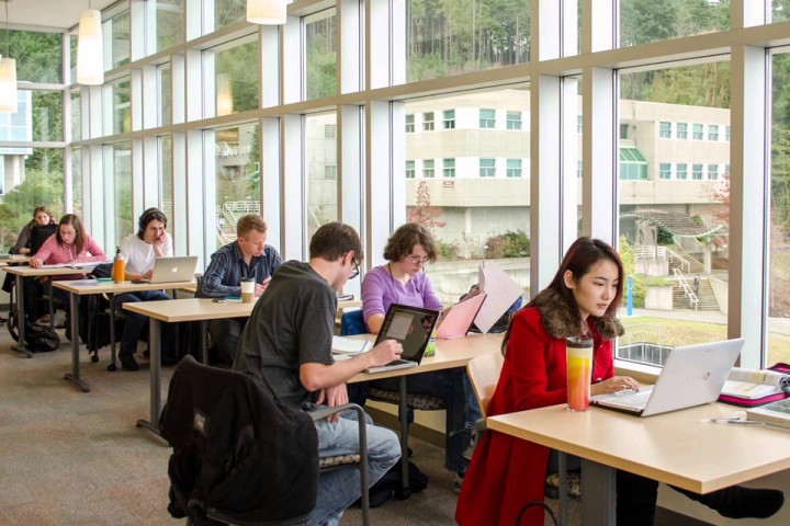 Студенты Vancouver Island University