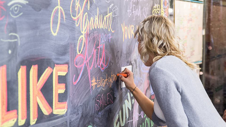 В McMaster University