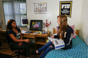 Учащиеся Florida International University