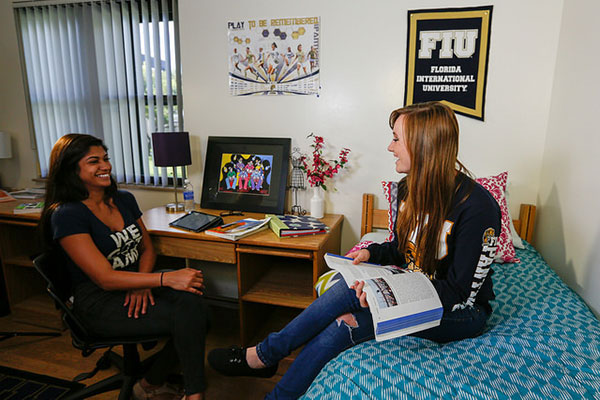 Учащиеся Florida International University