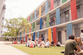 Здание Enfocamp Barcelona