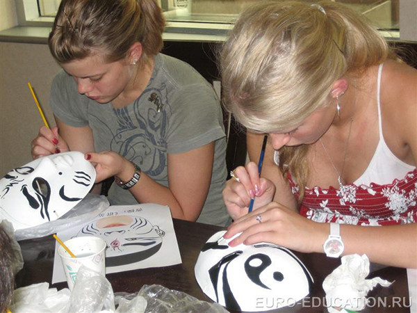 Летняя детская школа Mandarin House в Шанхае