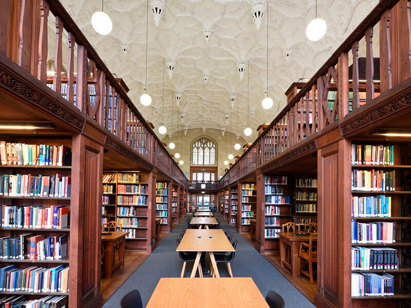 Сайты библиотек университетов. University of Bristol Library. Библиотека в университете Саутгемптон. Библиотека университета Пассау. Bristol Central Library Бристоль.