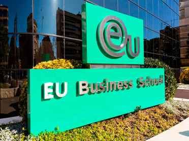 EU Business School получила 4 звезды в области бизнес-образования