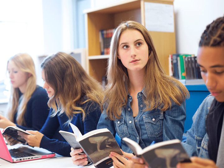 Ashbourne Independent Sixth Form College