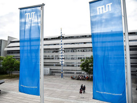 Technische Universität  München