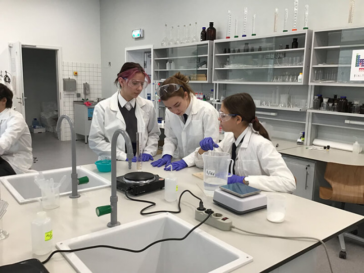 Brookes Moscow School