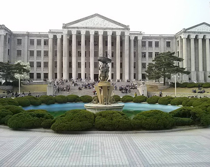 Kyung Hee University