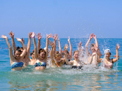 Открыта продажа путевок на лето 2022 в лагерь «Глобал Диалог – Хилтон»