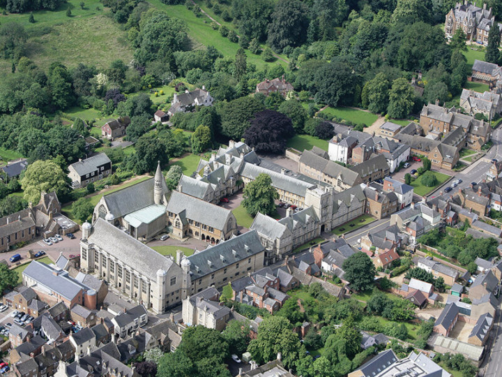 Oxford Royale Academy Junior Summer School