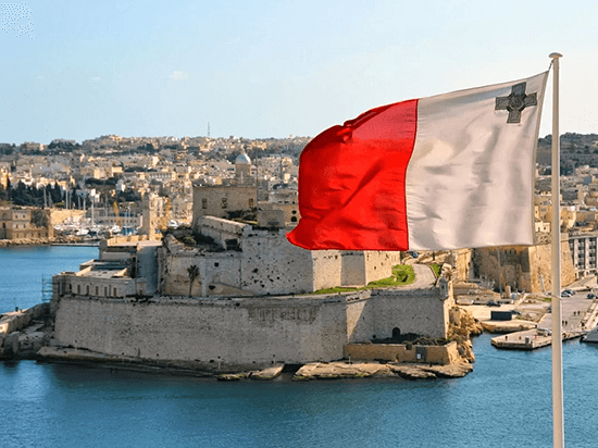 Мальта возобновила выдачу виз россиянам