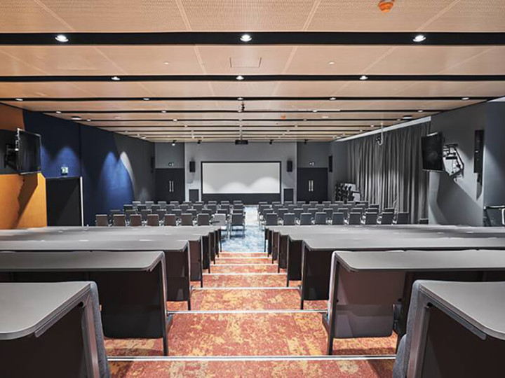 University of Wollongong in Dubai