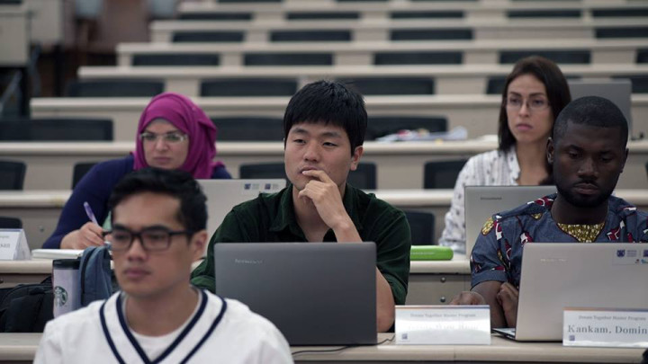 Языковая школа при Seoul National University