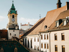 Братислава