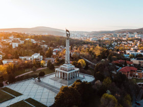 Братислава