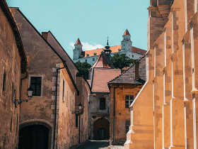 Братислава