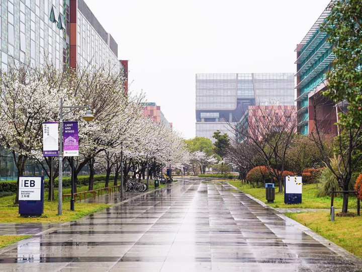 Xi'an  Jiaotong-Liverpool University