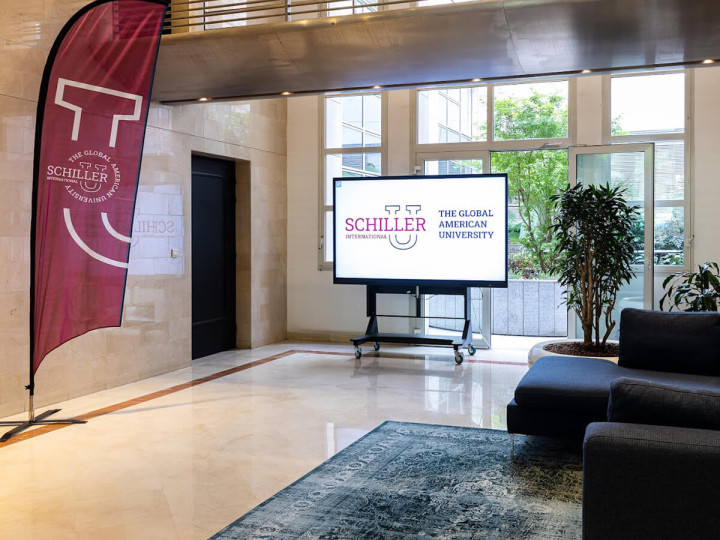 Schiller  International University Paris