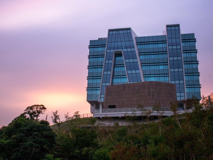 Гонконгский университет науки и технологии