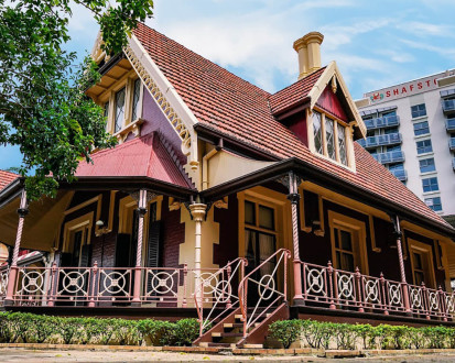 Shafston International College