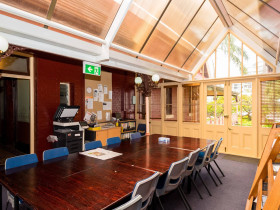 Shafston International College