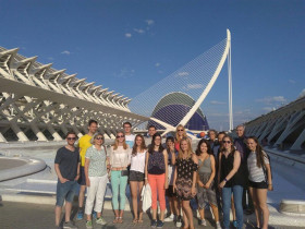 Españolé Spanish School