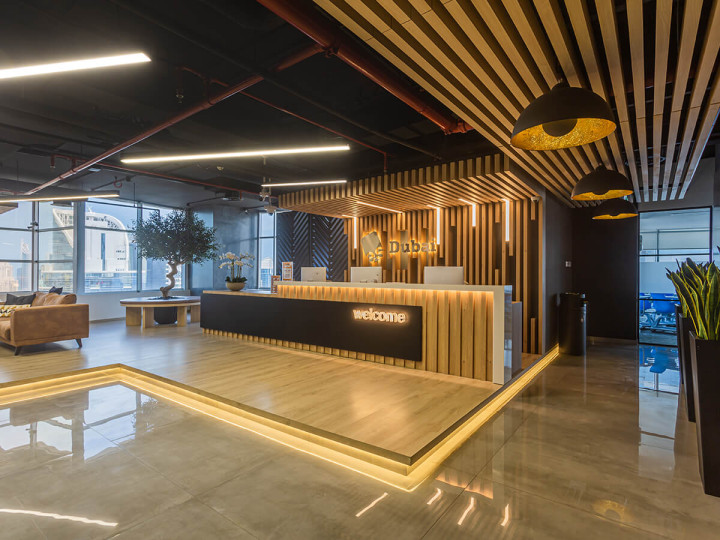 Кампус школы ES в  башне JLT