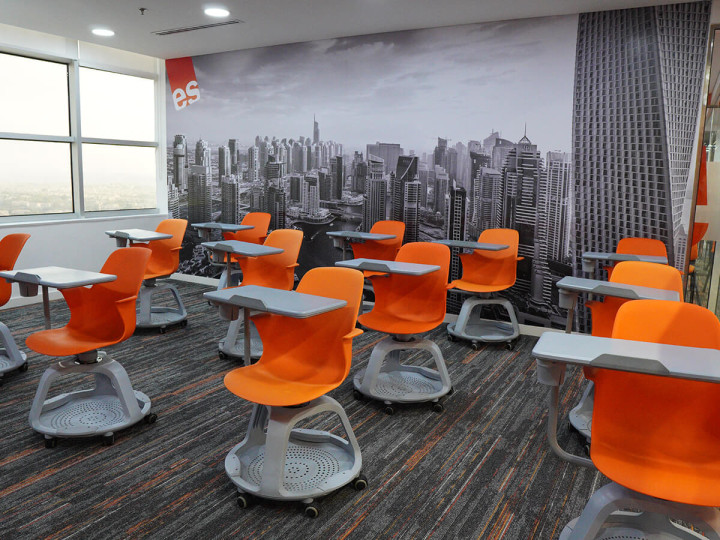 Кампус школы ES в  башне JLT