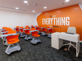 Кампус школы ES в  башне JLT