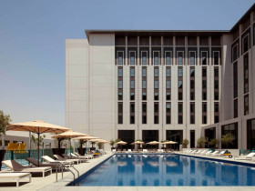 Отель Rove at the Park