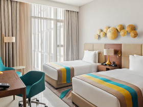 Отель Holiday Inn Al Maktoum