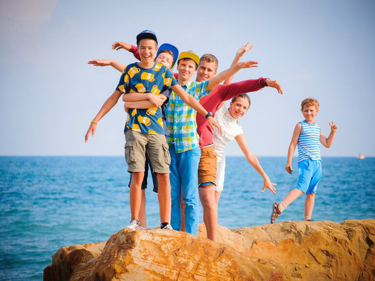 Открыто бронирование групповых поездок детей и молодежи в языковые школы на 2026 год!