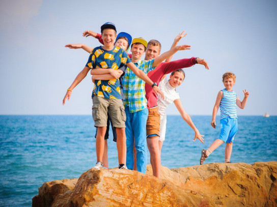 Открыто бронирование групповых поездок детей и молодежи в языковые школы на 2026 год!