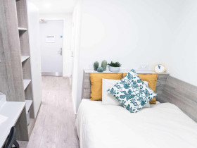 St Andrew's College Language School at University of Exeter