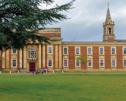 Летний лагерь Royal Russell School