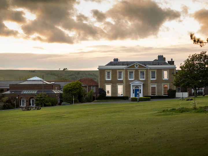 Oxford International College Brighton