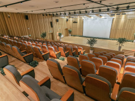 Jinan Thomas School